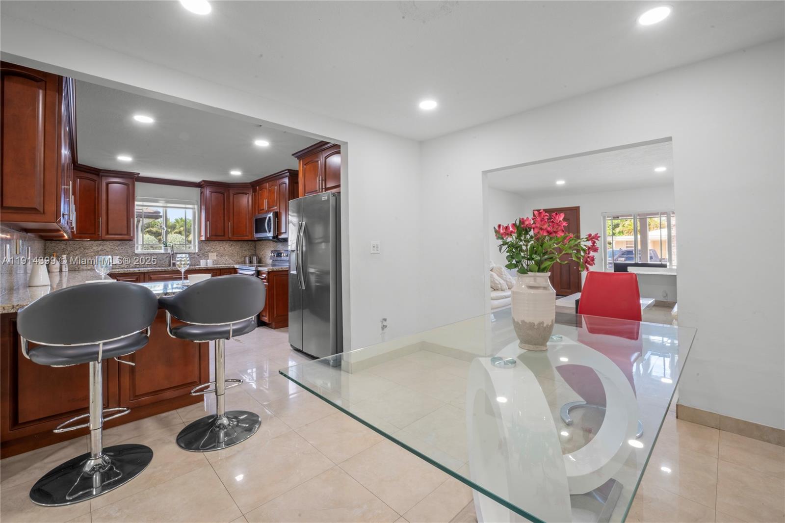 6010 Southwest 19th Street Miami, FL 33155 - Photo 8 of 46