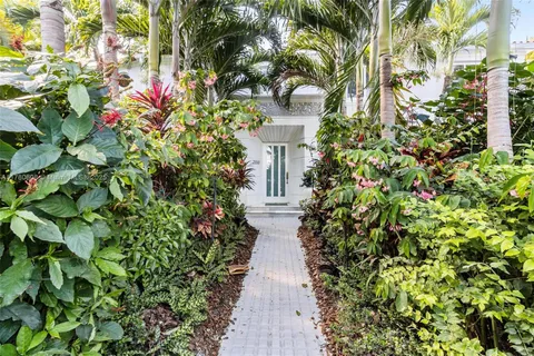 $4,499,000 | 2550 Flamingo Drive, Miami Beach, FL 33140
