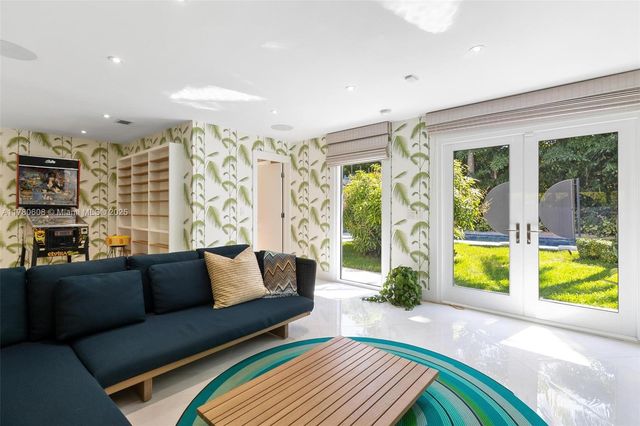 $4,499,000 | 2550 Flamingo Drive, Miami Beach, FL 33140