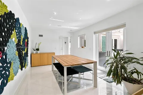 $4,499,000 | 2550 Flamingo Drive, Miami Beach, FL 33140