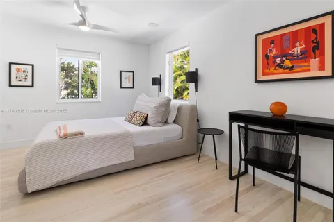 $4,499,000 | 2550 Flamingo Drive, Miami Beach, FL 33140