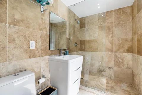 $4,499,000 | 2550 Flamingo Drive, Miami Beach, FL 33140