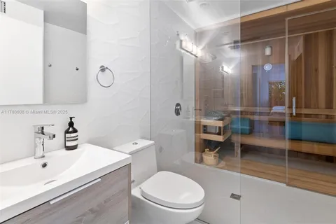 $4,499,000 | 2550 Flamingo Drive, Miami Beach, FL 33140