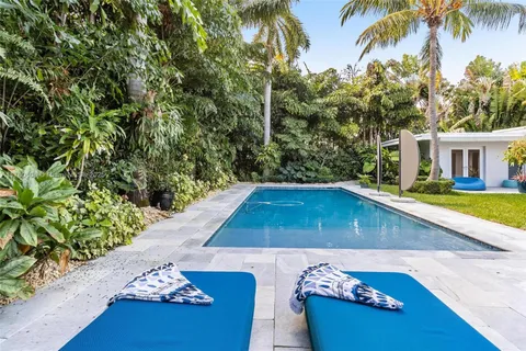 $4,499,000 | 2550 Flamingo Drive, Miami Beach, FL 33140