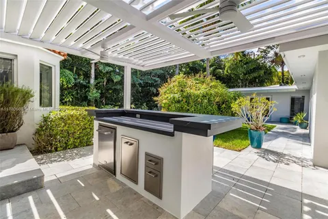 $4,499,000 | 2550 Flamingo Drive, Miami Beach, FL 33140