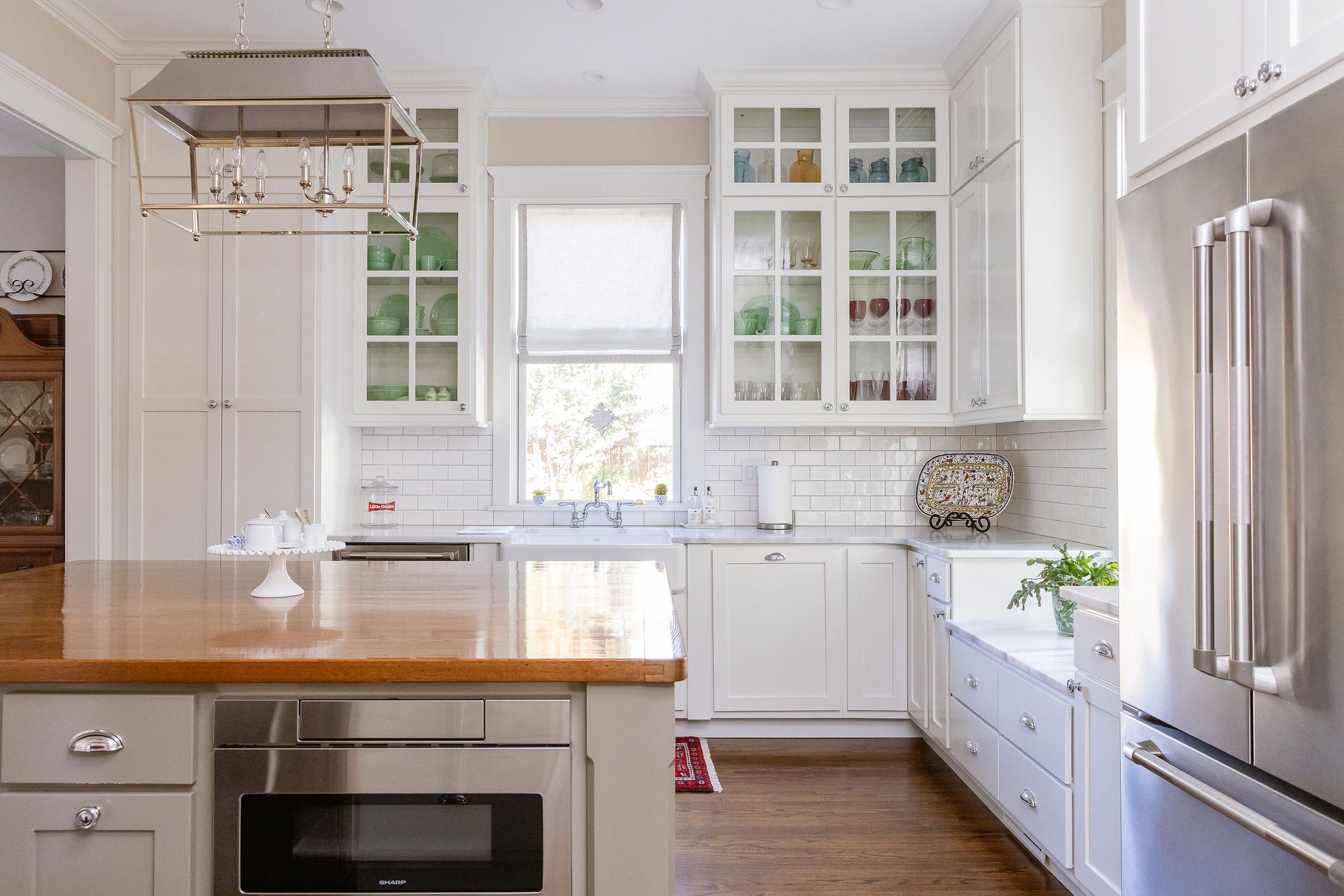 200 Battle Avenue Franklin, TN 37064 - Photo 24 of 95 a kitchen with stainless steel appliances a refrigerator and a sink