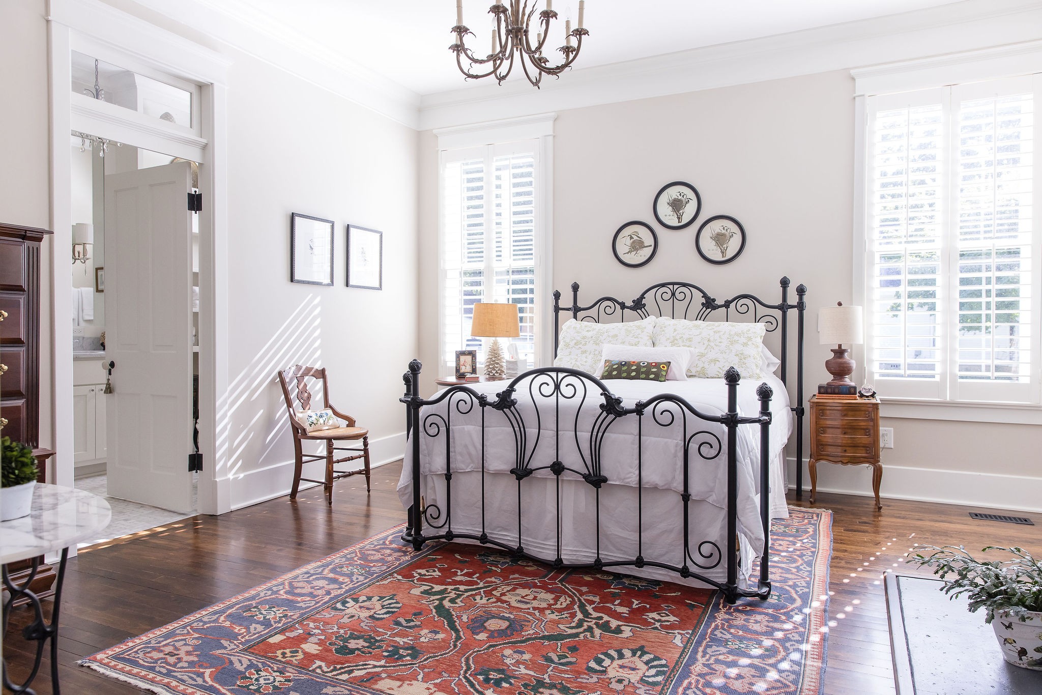 200 Battle Avenue Franklin, TN 37064 - Photo 35 of 95 a bedroom with a bed and a table in it