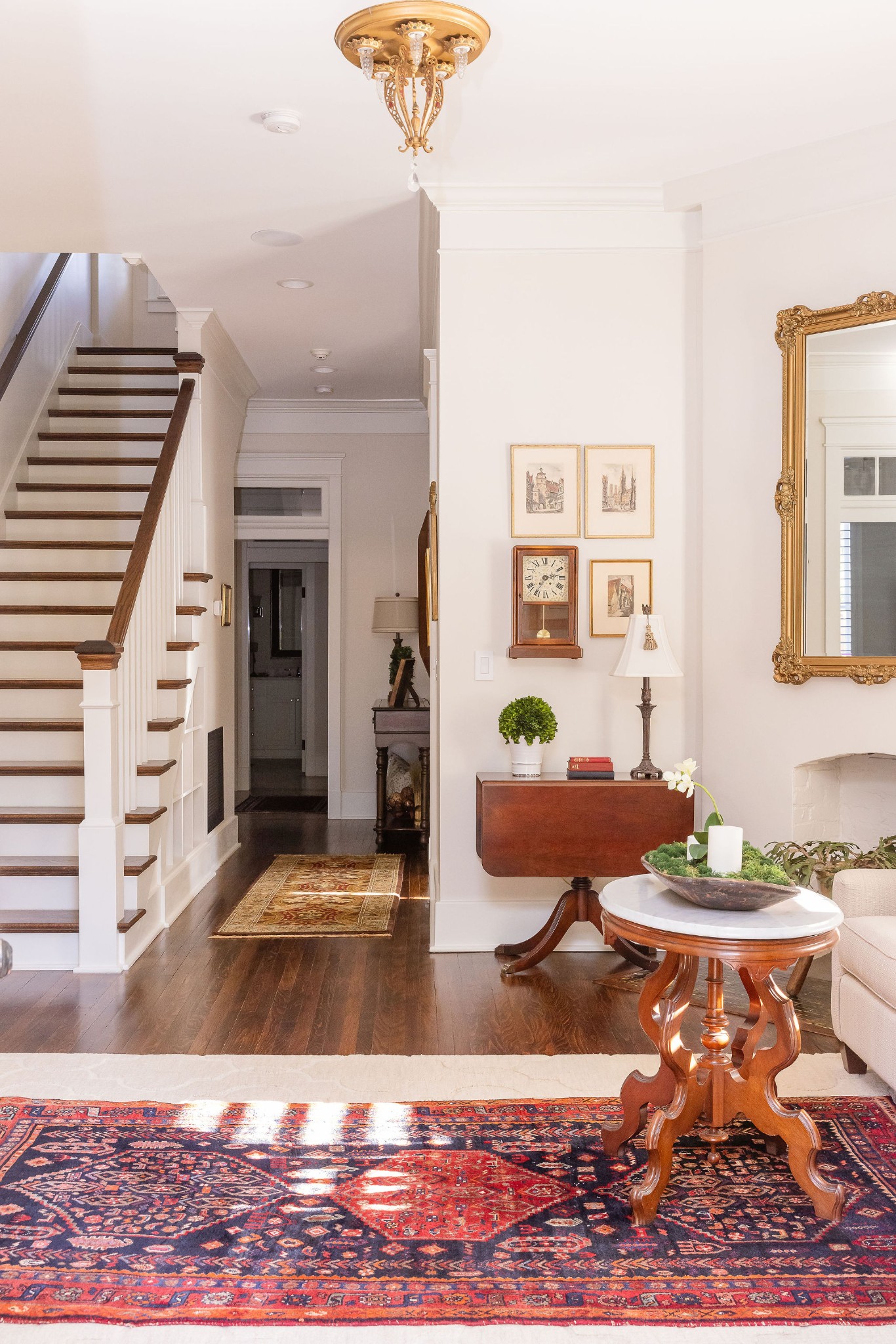 200 Battle Avenue Franklin, TN 37064 - Photo 6 of 95 a living room with dining room and wooden floor
