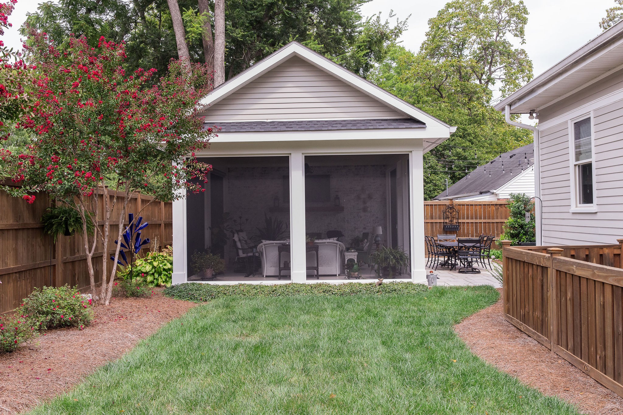 200 Battle Avenue Franklin, TN 37064 - Photo 79 of 95 a front view of house with yard and green space