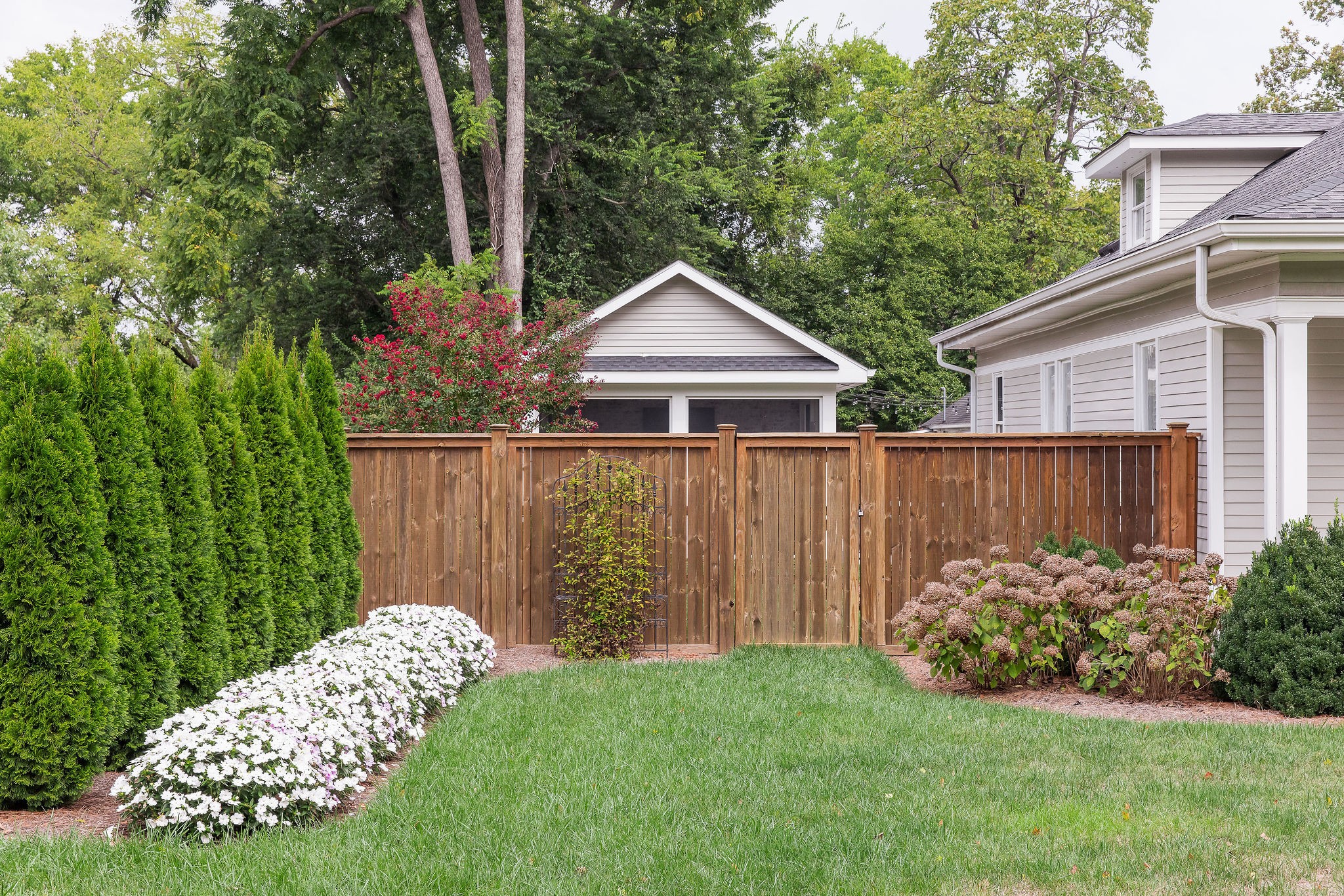 200 Battle Avenue Franklin, TN 37064 - Photo 91 of 95 a front view of a house with garden