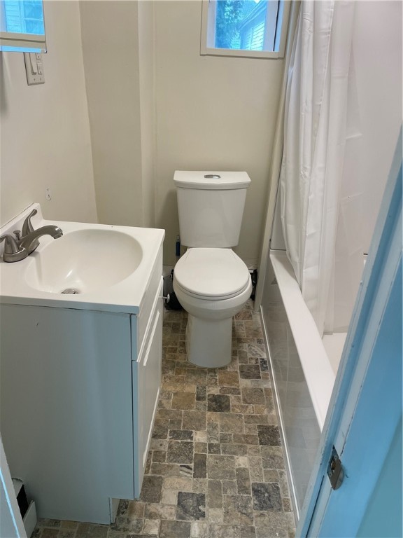 19 Wood Street Pawtucket, RI 02860 - Photo 12 of 23