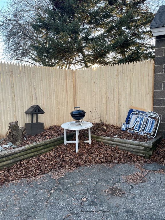 19 Wood Street Pawtucket, RI 02860 - Photo 22 of 23