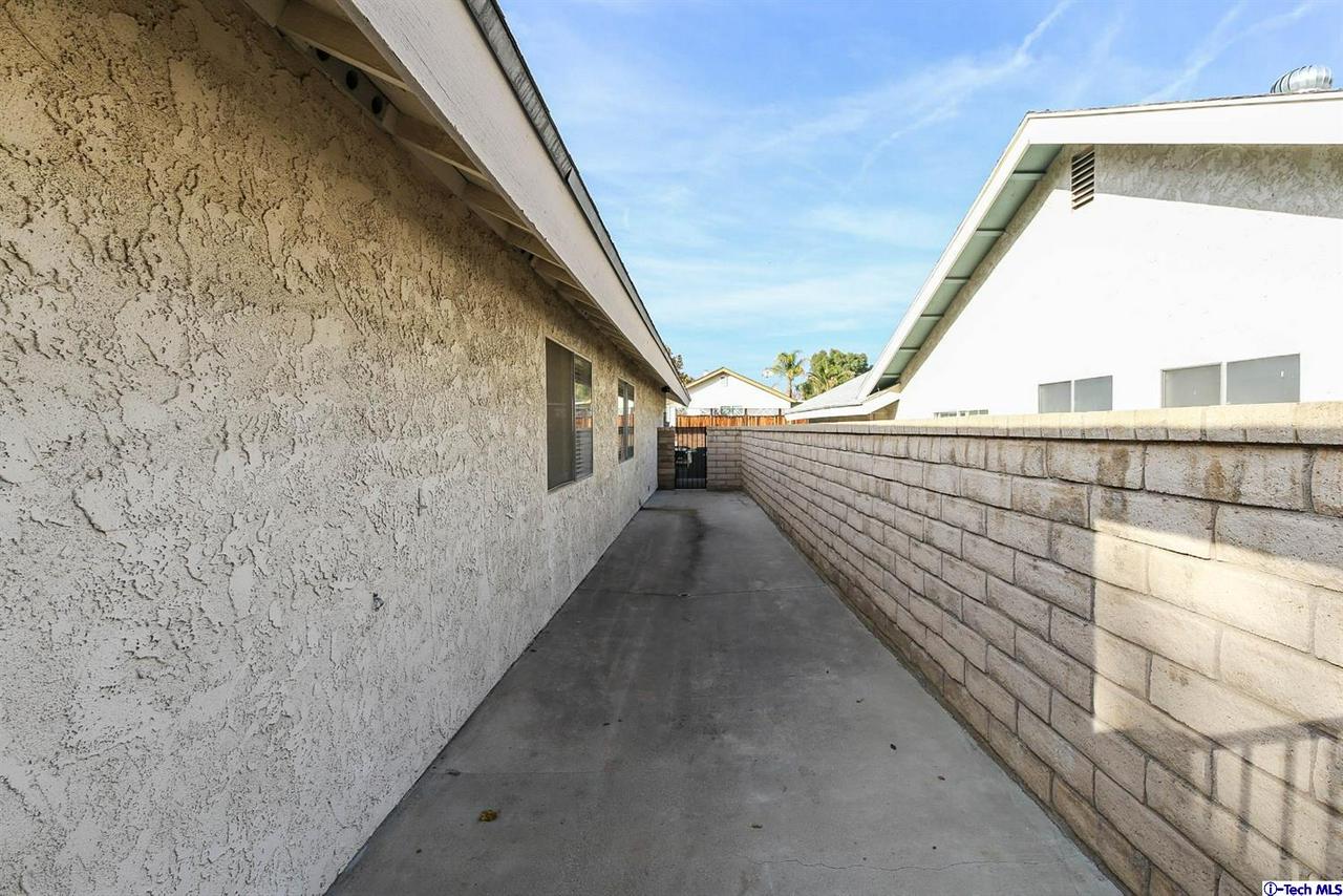 23220 Osage Ridge Road Valencia, CA 91354 - Photo 50 of 60