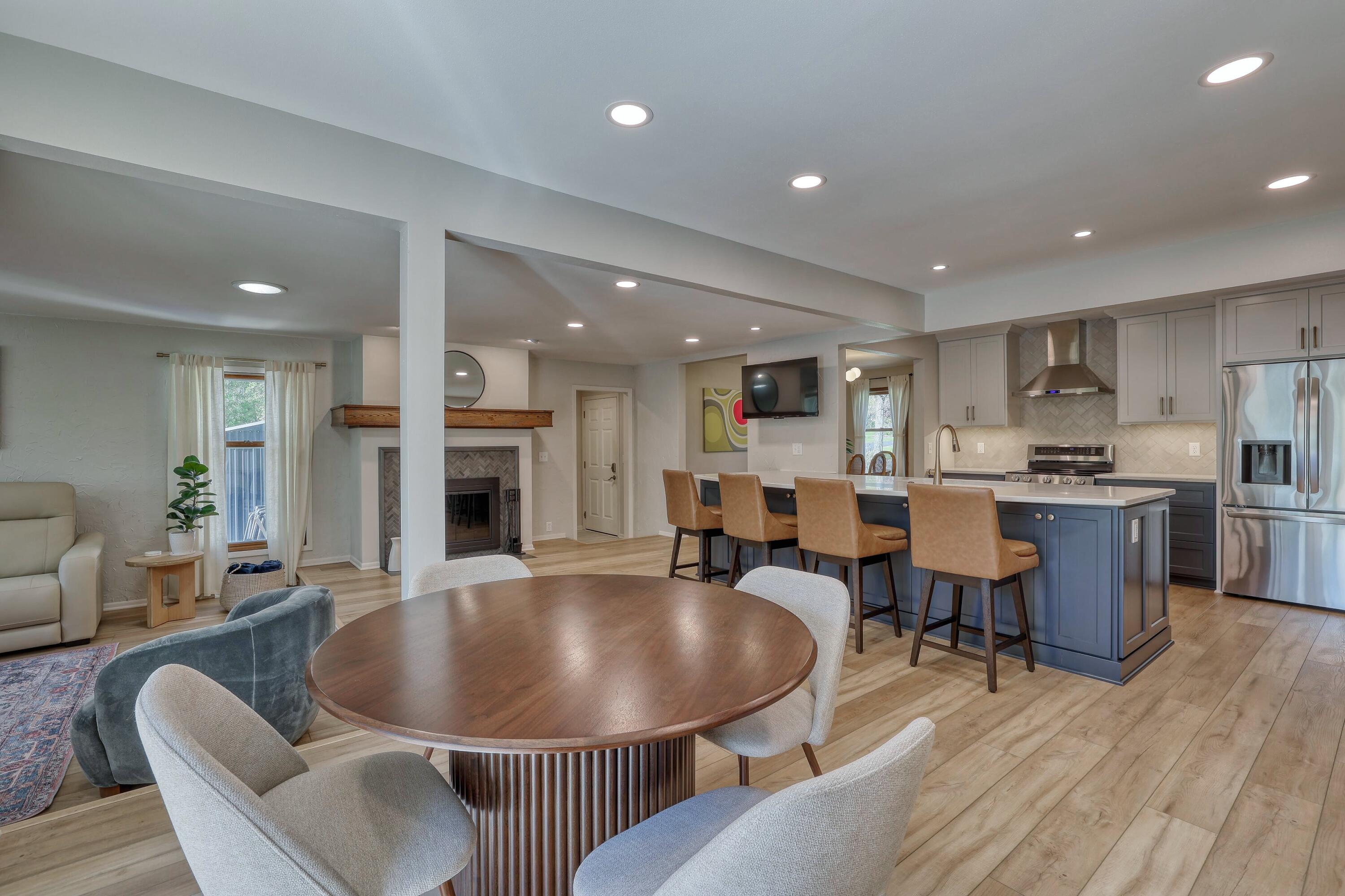 1135 South Ridgeway Road Brookfield, WI 53045 - Photo 23 of 63 Open Concept