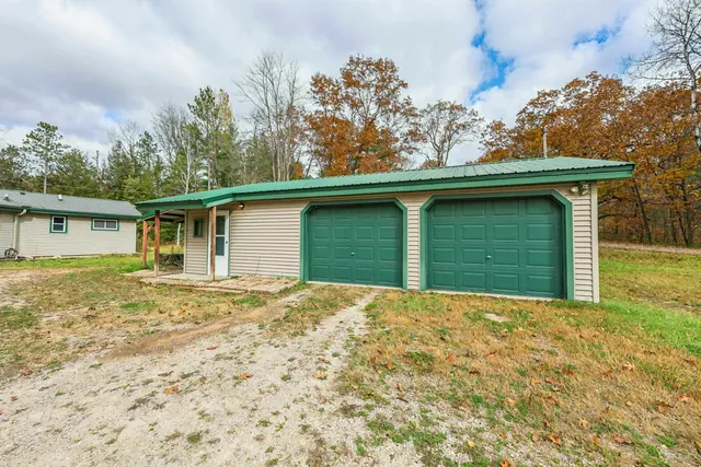 $265,000 | 10869 Randall Lane, Suring, WI 54174