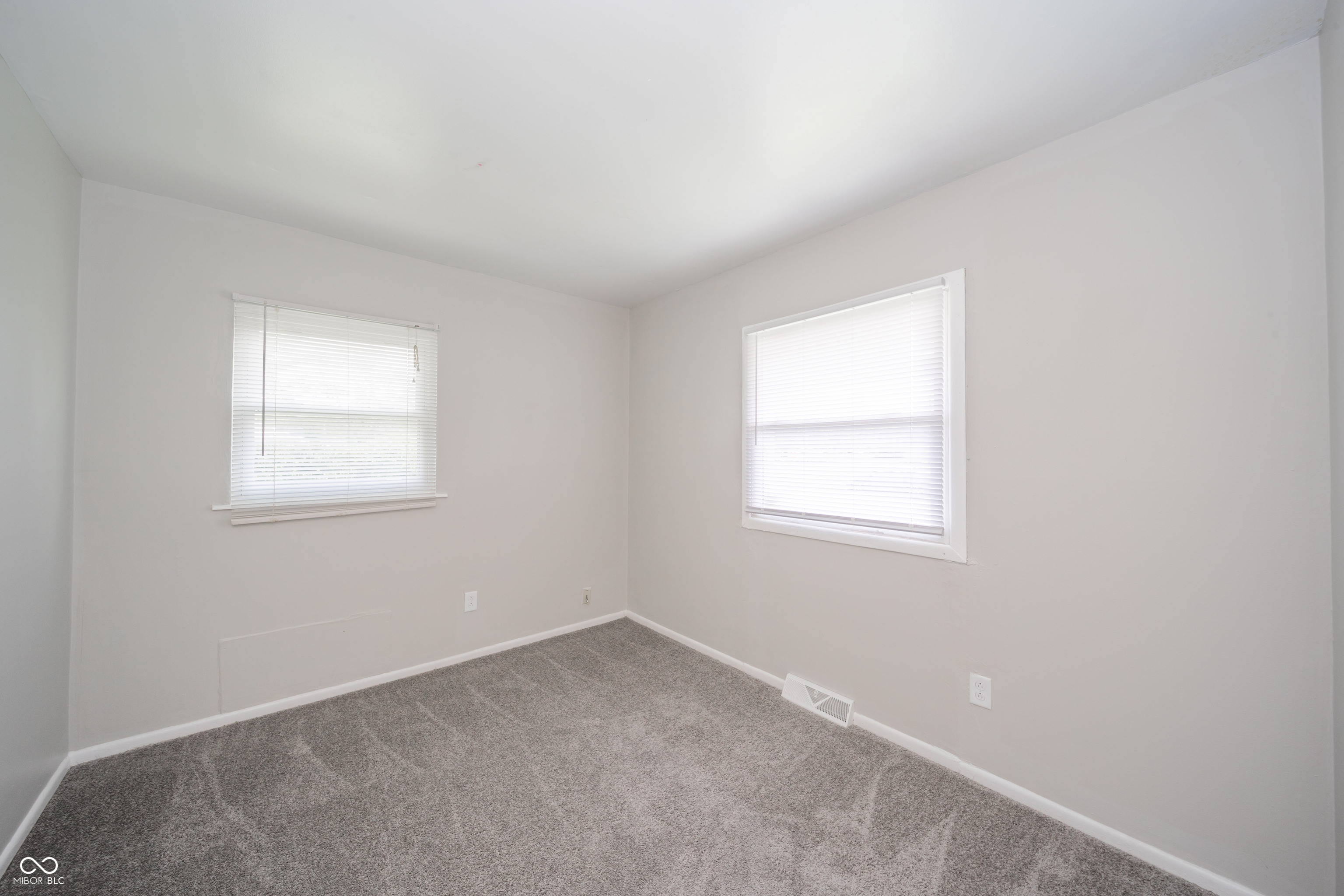2104 Ashbourne Road Anderson, IN 46011 - Photo 20 of 28 Gallery Image 20
