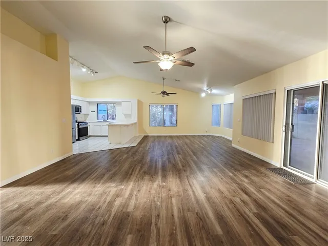 $3,073 | 816 Argenta Court, Henderson, NV 89011