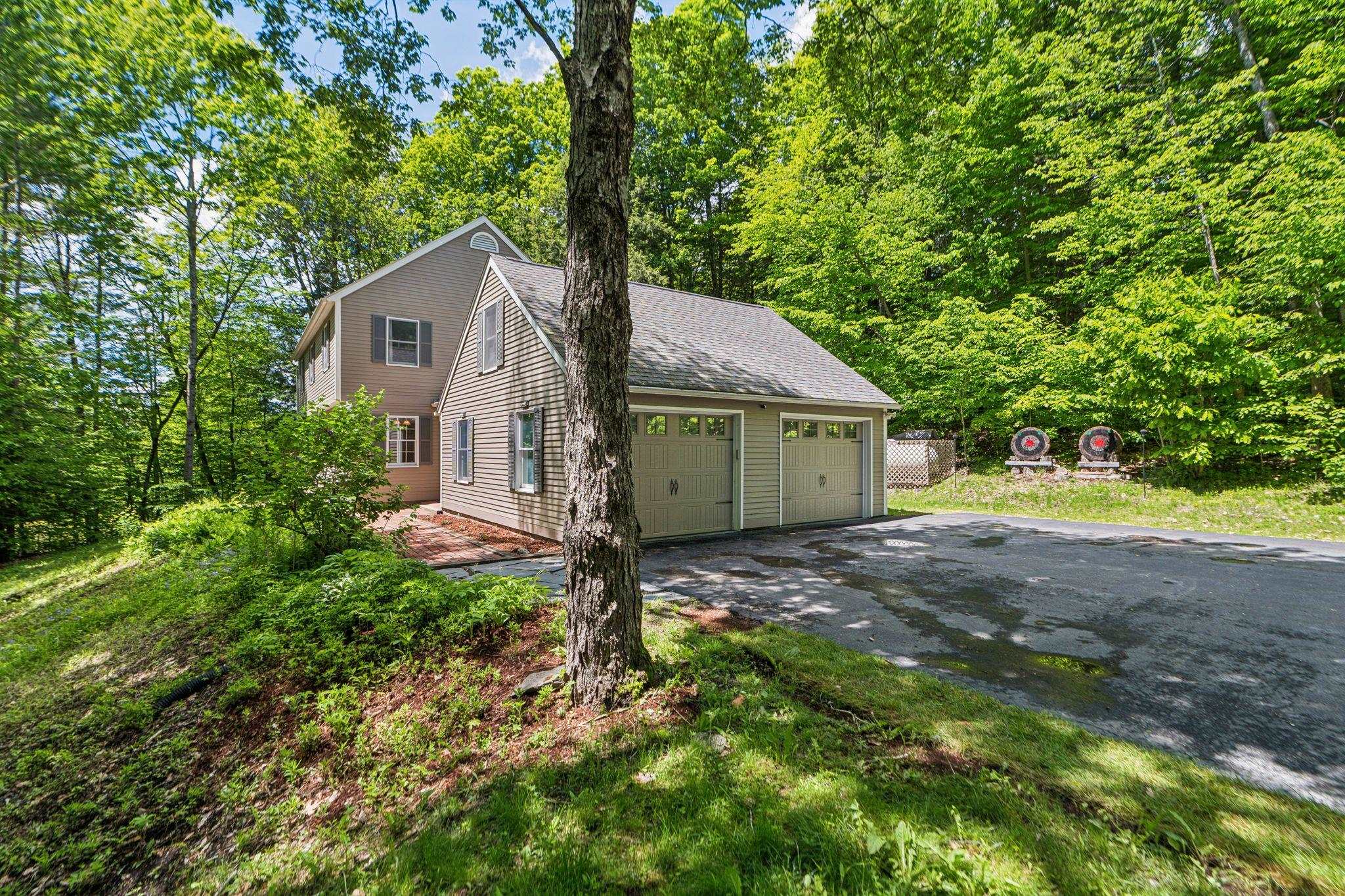 408 Morgan Road Hartford, VT 05059 - Photo 40 of 50