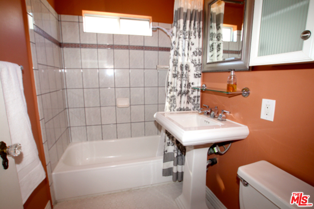 3510 Greensward Road Los Angeles, CA 90039 - Photo 11 of 19