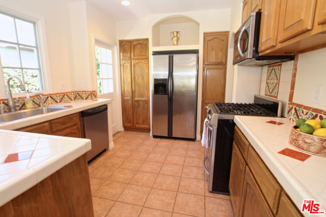 3510 Greensward Road Los Angeles, CA 90039 - Photo 7 of 19