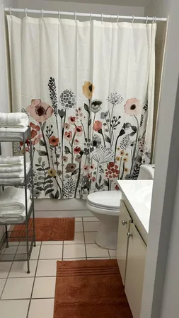 $2,300 | 616 Executive Center Drive, Unit 5201, West Palm Beach, FL 33401