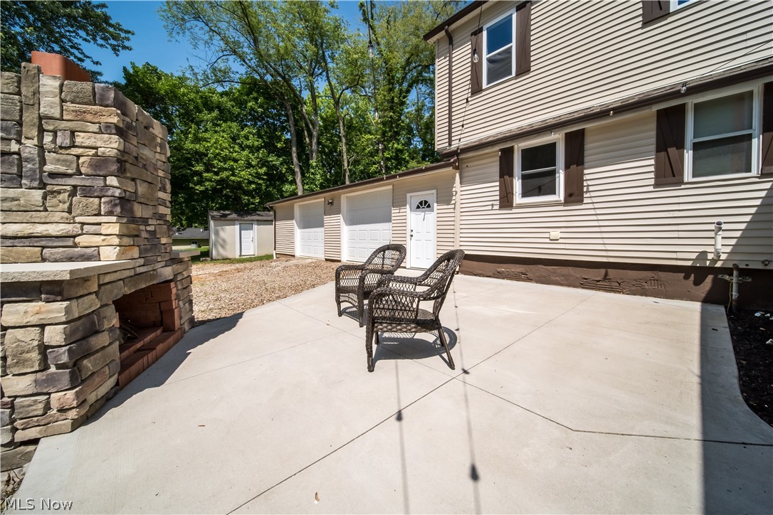 2437 Copley Road Akron, OH 44321 - Photo 28 of 35