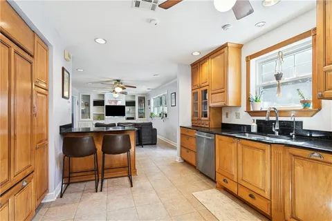 $315,000 | 5721 Abbey Drive, New Orleans, LA 70131