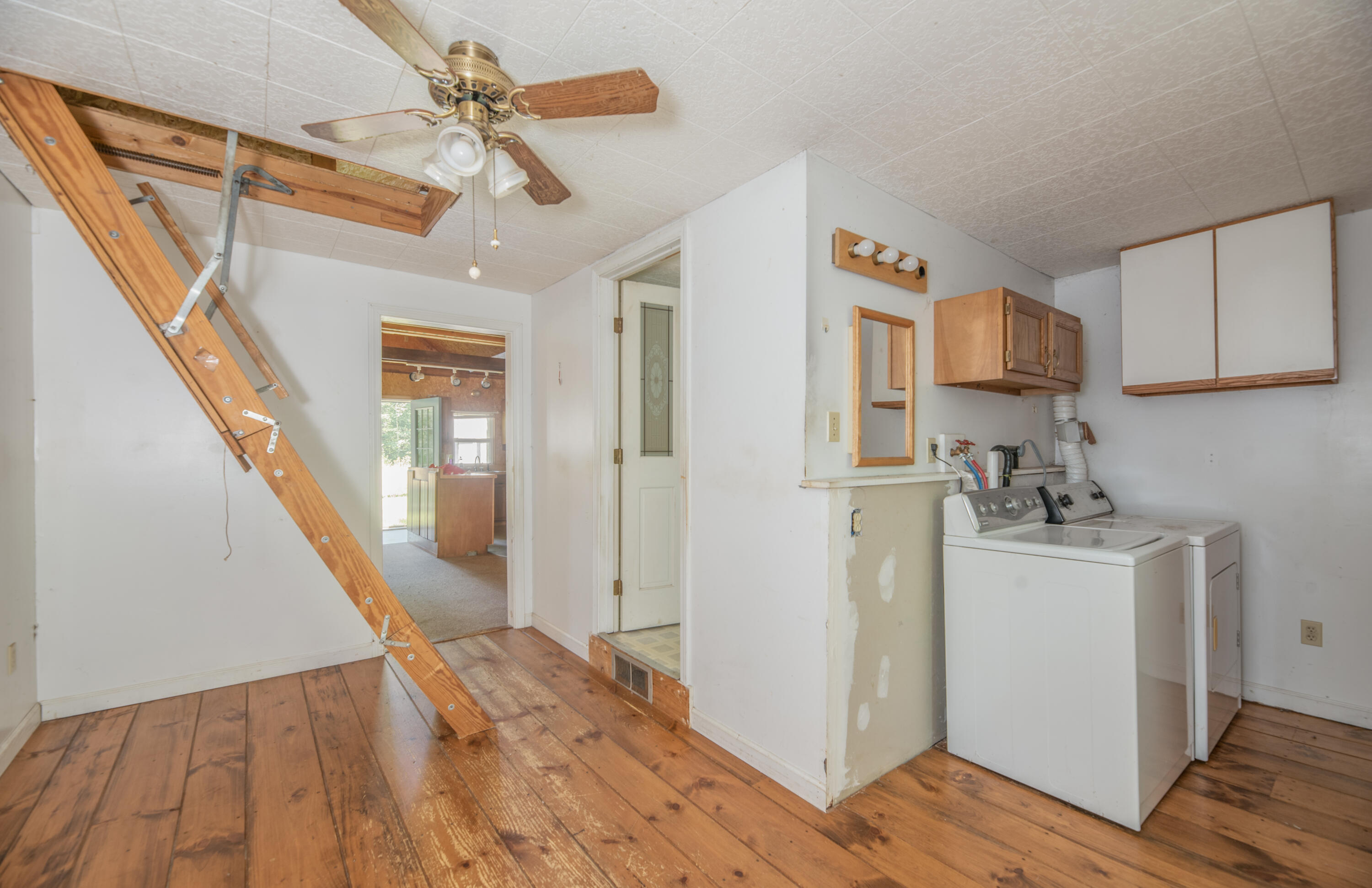 797 Valley Road Anson, ME 04911 - Photo 9 of 13 Interior2