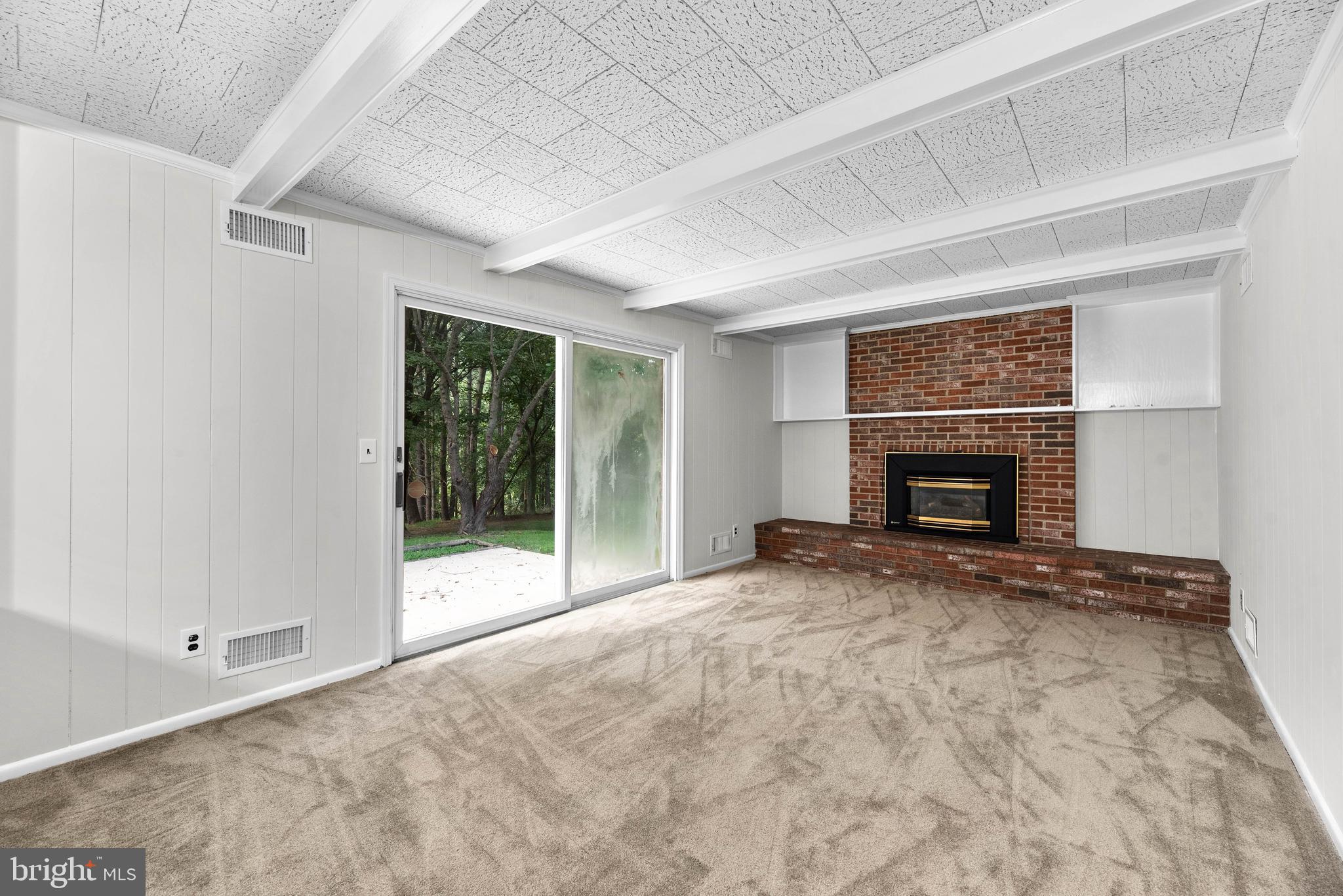 7350 Sanner Road Clarksville, MD 21029 - Photo 16 of 48 Family Room with Sliders to Patio