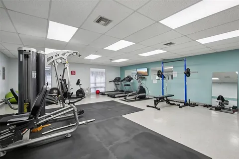 $234,900 | 39650 US Highway 19 North, Unit 135, Tarpon Springs, FL 34689