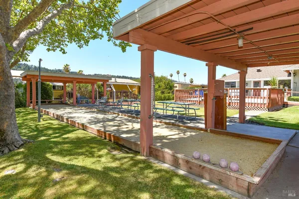 $269,000 | 406 Burgundy North, Calistoga, CA 94515