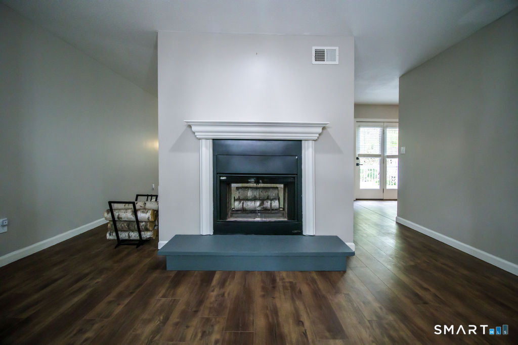 402 Larkspur Farm Road, Unit 34 Torrington, CT 06790 - Photo 12 of 31