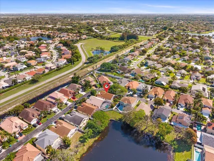 $450,000 | 1352 Fairfax Circle East, Boynton Beach, FL 33436