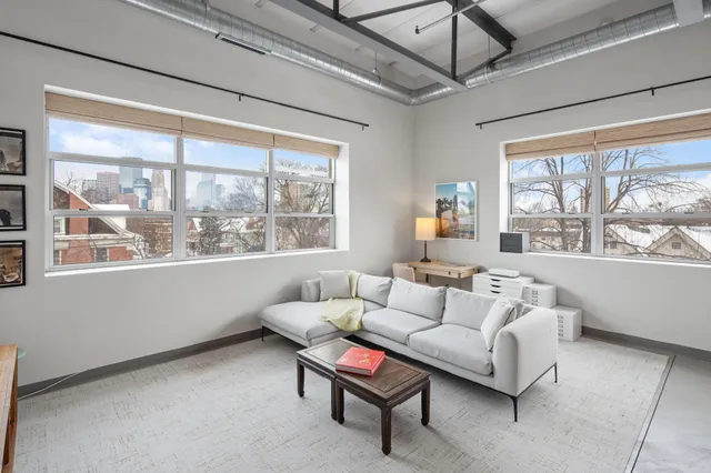 $1,795 | 111 East Franklin Avenue, Unit 316, Minneapolis, MN 55404