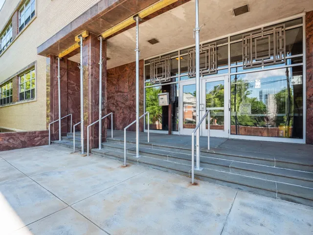 $1,795 | 111 East Franklin Avenue, Unit 316, Minneapolis, MN 55404