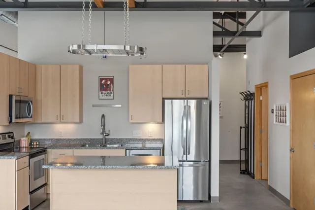$1,795 | 111 East Franklin Avenue, Unit 316, Minneapolis, MN 55404