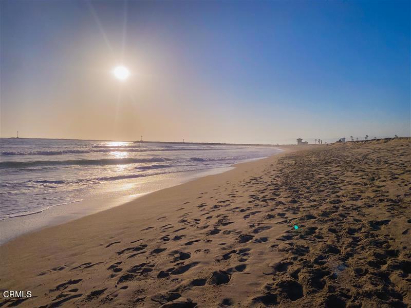 3661 Islander Walk Oxnard, CA 93035 - Photo 14 of 19