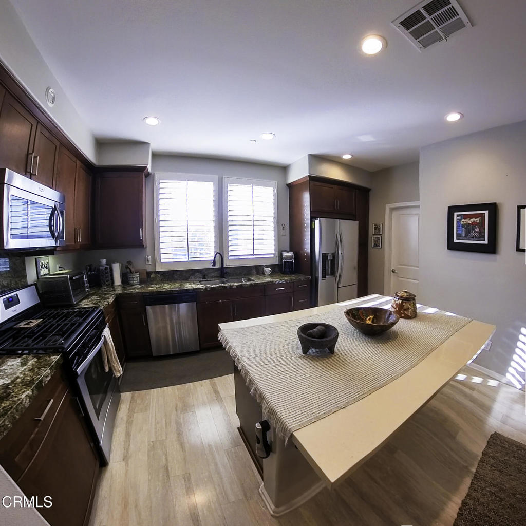 3661 Islander Walk Oxnard, CA 93035 - Photo 6 of 19