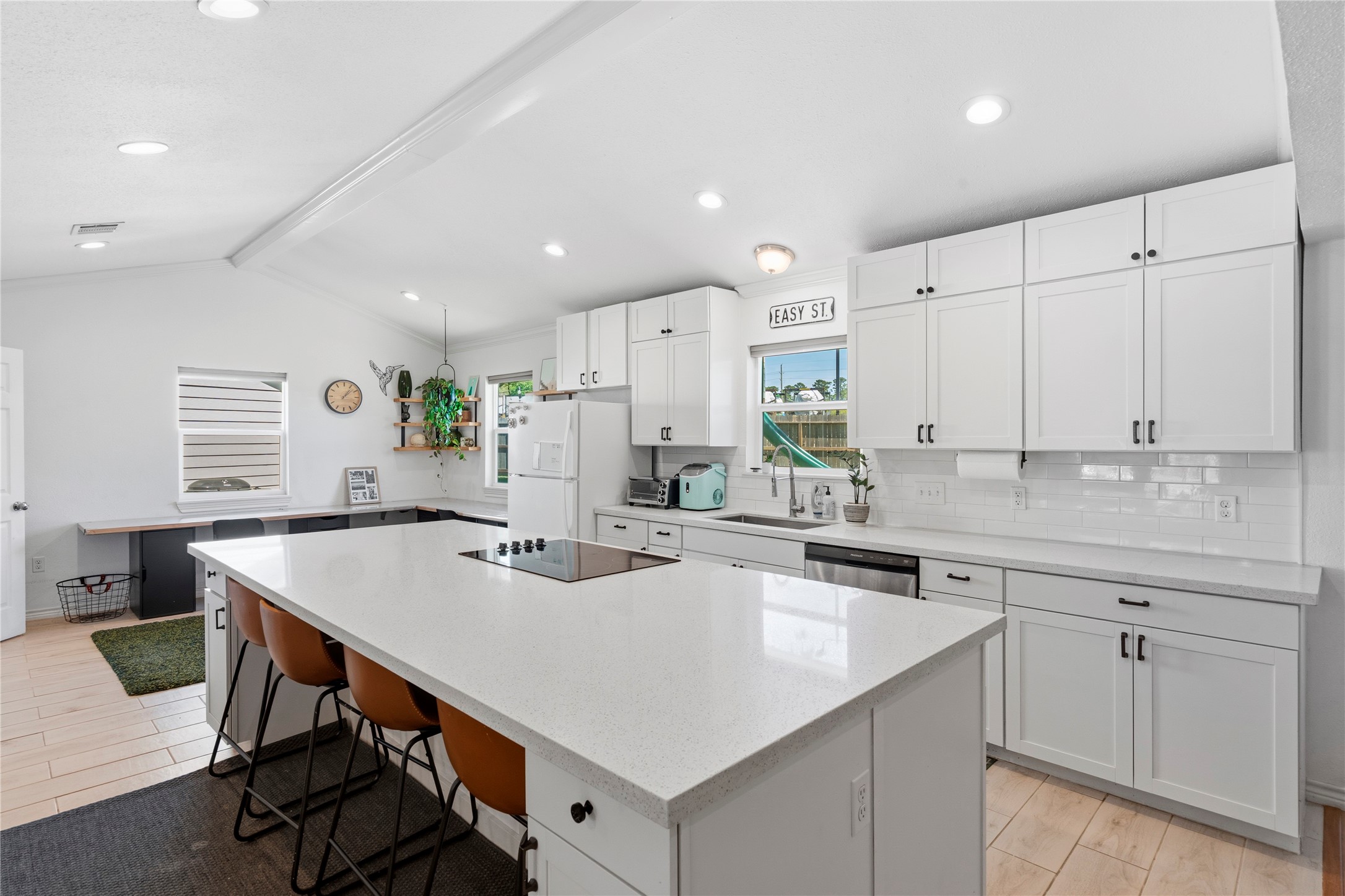 102 Enchanted Oaks Court Spring, TX 77388 - Photo 19 of 48 a kitchen with appliances cabinets and a sink