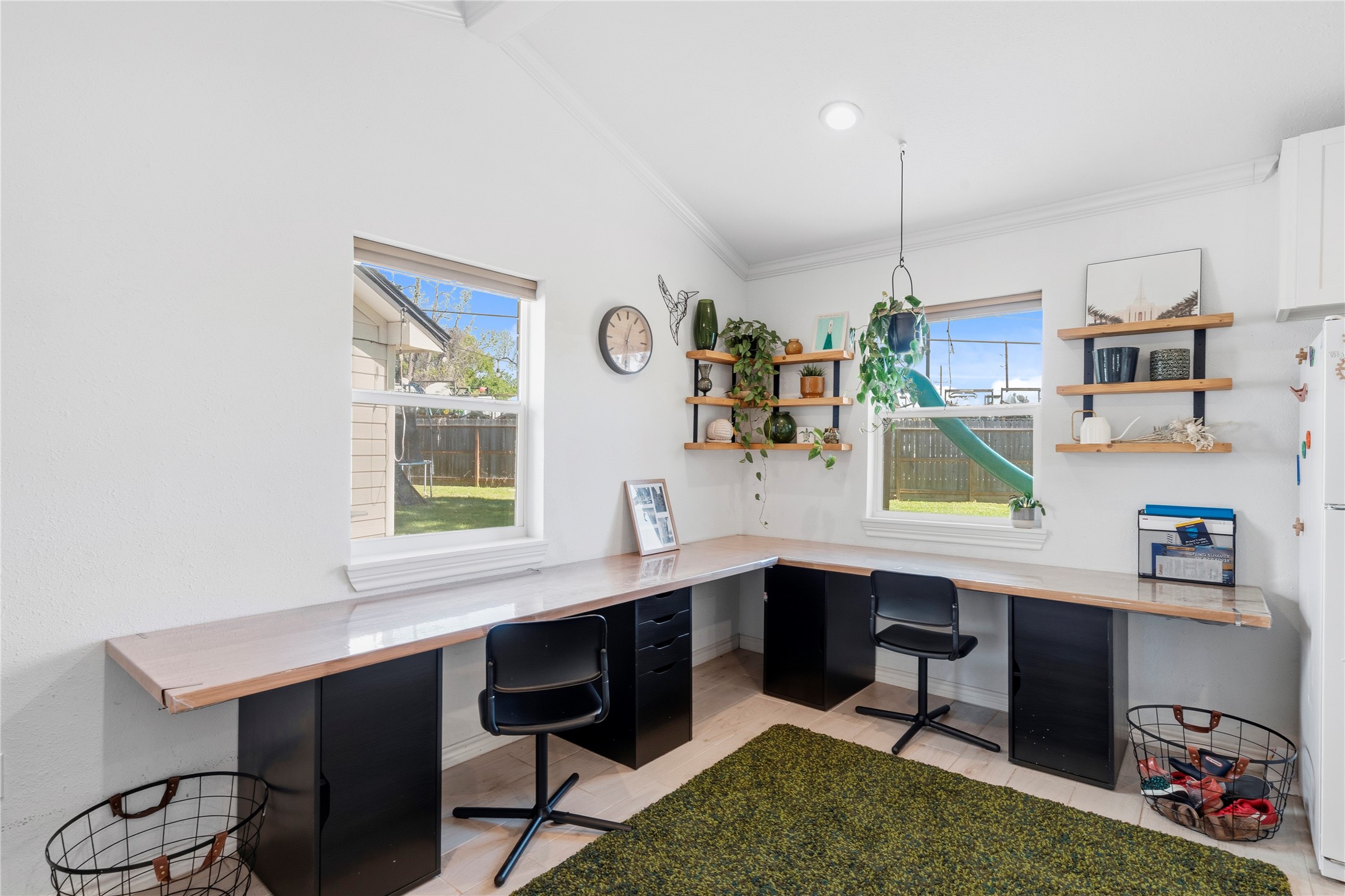 102 Enchanted Oaks Court Spring, TX 77388 - Photo 23 of 48 a view of a workspace with furniture