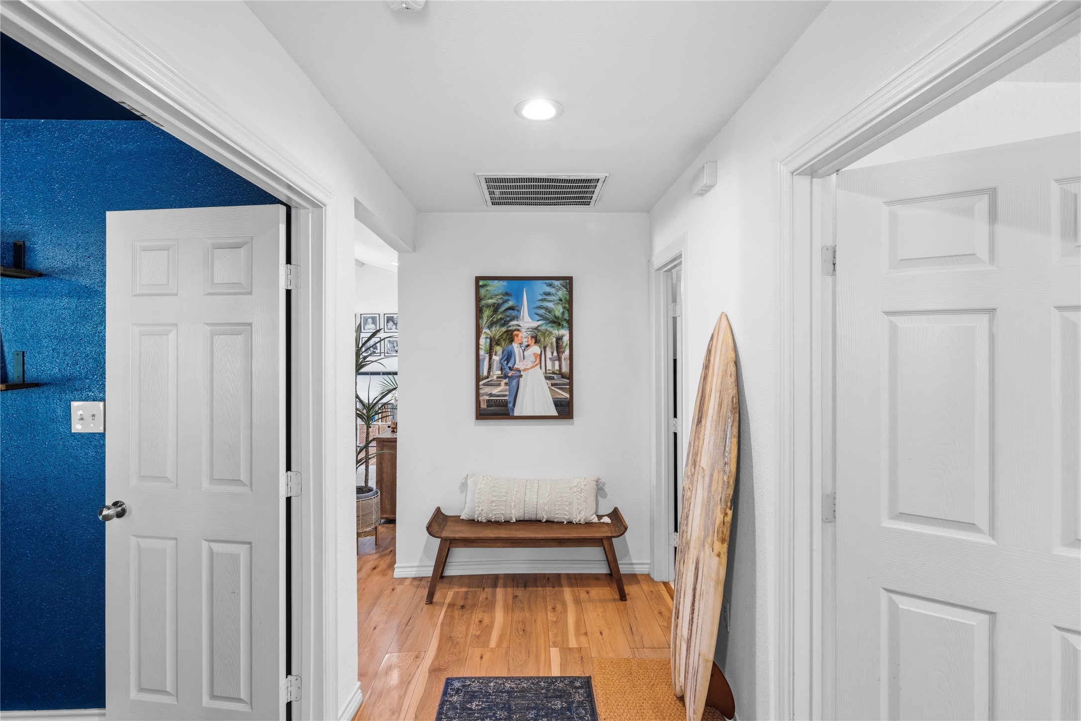 102 Enchanted Oaks Court Spring, TX 77388 - Photo 35 of 48 a view of a hallway with interior of the house