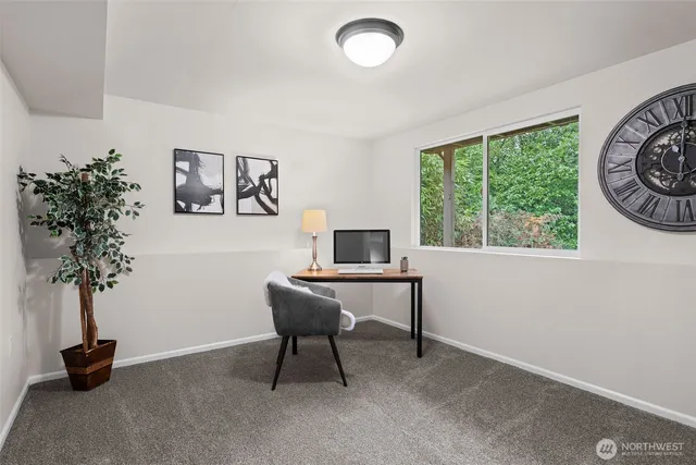 $1,070,000 | 20614 4th Avenue Southwest, Normandy Park, WA 98166