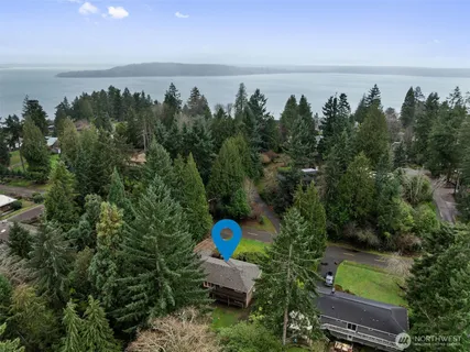 $1,070,000 | 20614 4th Avenue Southwest, Normandy Park, WA 98166