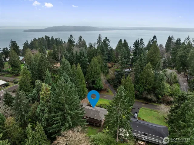 $1,070,000 | 20614 4th Avenue Southwest, Normandy Park, WA 98166