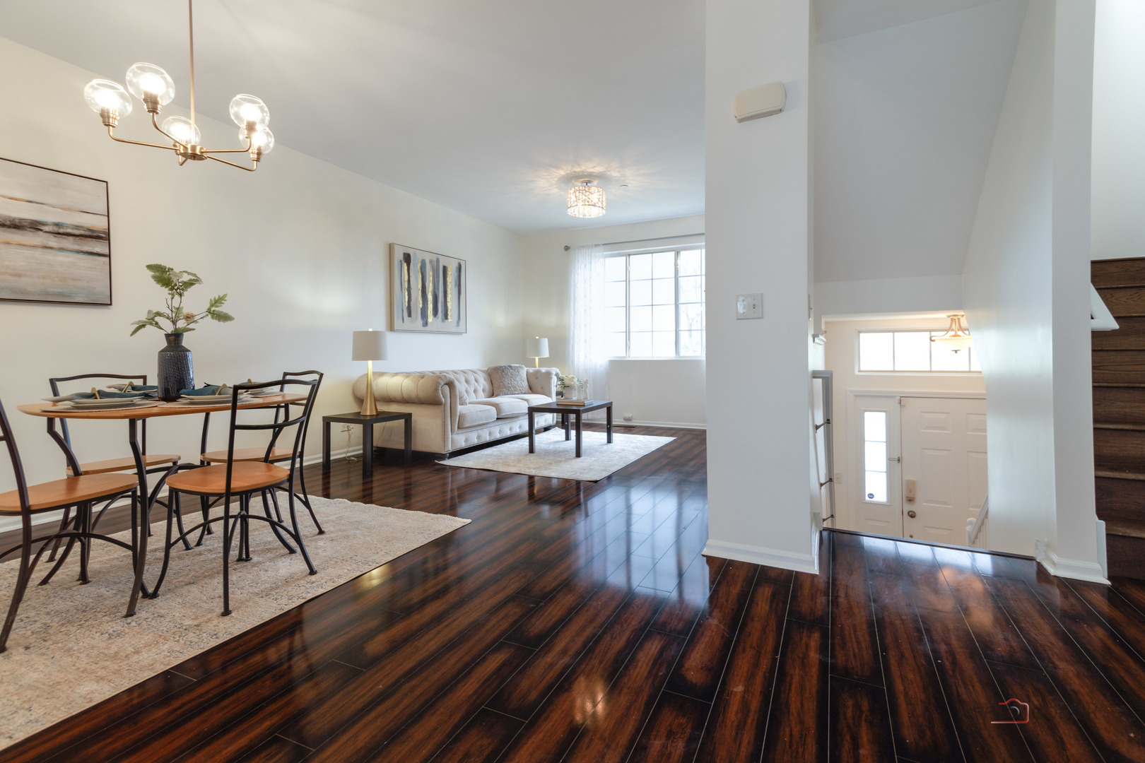 7515e Savoy Lane, Unit C Bridgeview, IL 60455 - Photo 3 of 22 a view of a dining room with furniture and wooden floor