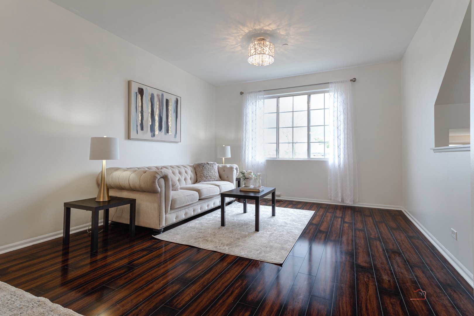 7515e Savoy Lane, Unit C Bridgeview, IL 60455 - Photo 4 of 22 a living room with furniture and a wooden floor