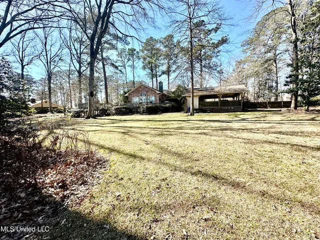 $259,900 | 206 West Meadowbrook Drive, Brookhaven, MS 39601