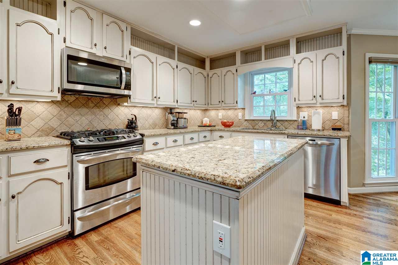 2040 Shagbark Road Birmingham, AL 35244 - Photo 12 of 45
