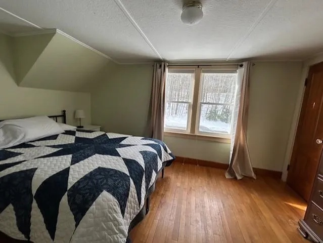 $1,400 | 14 Hamel Road, Sunapee, NH 03782