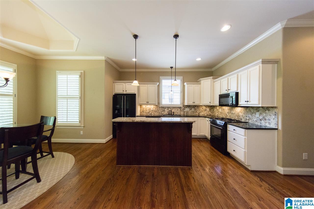 121 Lauchlin Way Pelham, AL 35124 - Photo 13 of 47